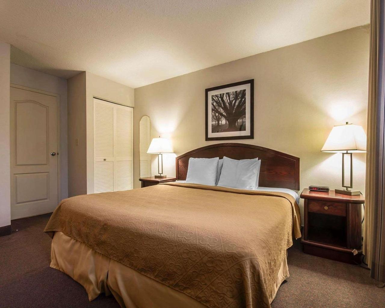 Pitt Meadows Art Infiniti Hotel מראה חיצוני תמונה