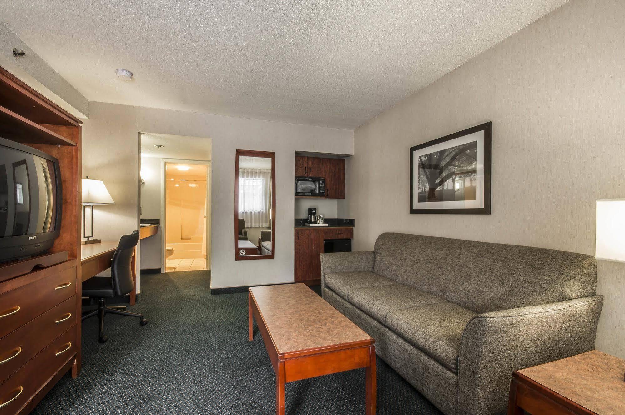 Pitt Meadows Art Infiniti Hotel מראה חיצוני תמונה