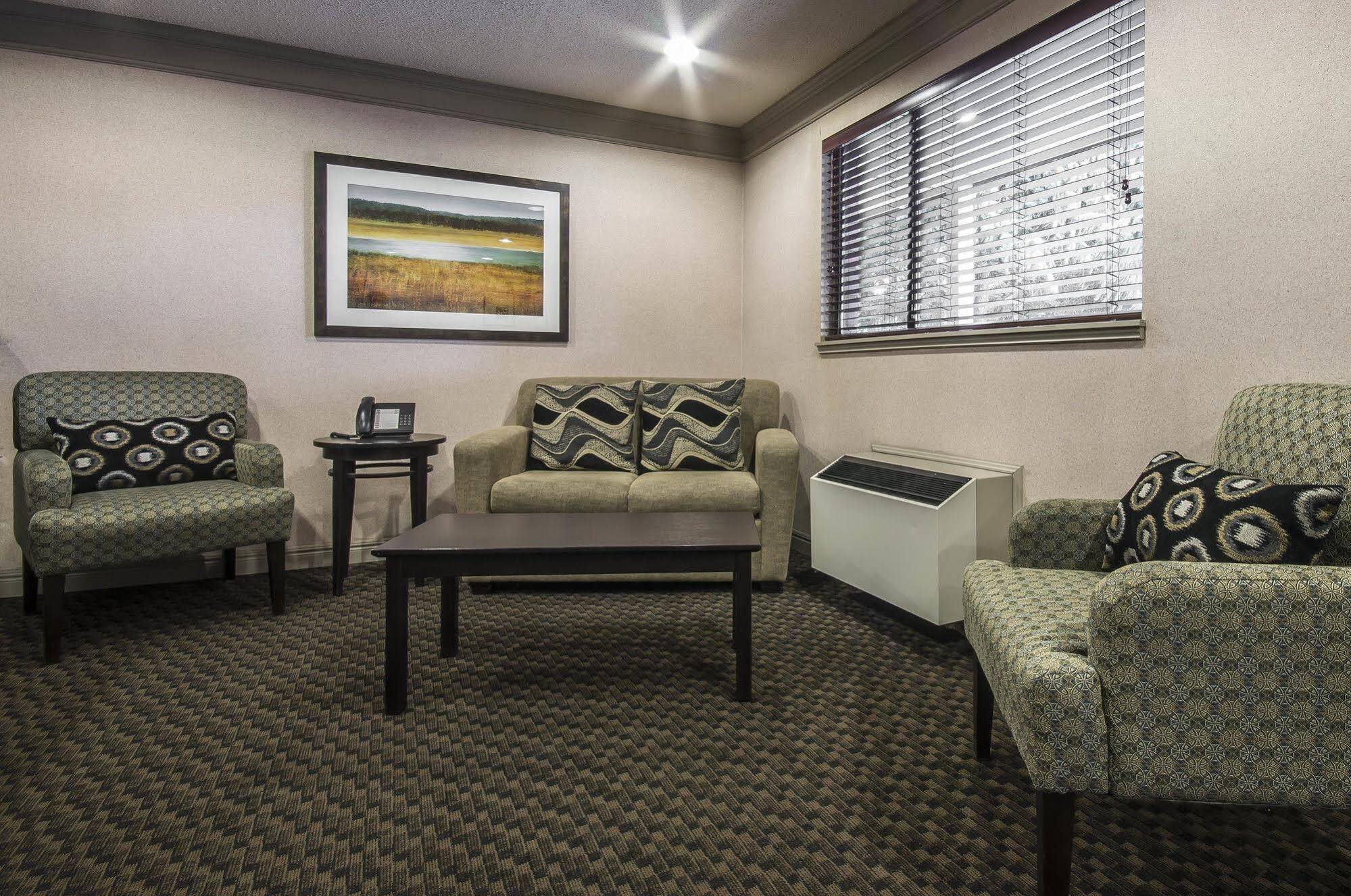 Pitt Meadows Art Infiniti Hotel מראה חיצוני תמונה